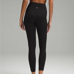 Lululemon align black, 25” size 6